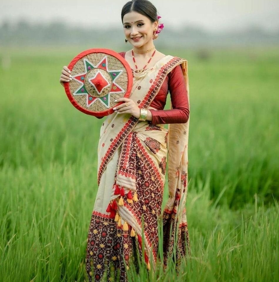 Assam Style Saree – Tradition, Elegance, and Draping Guide