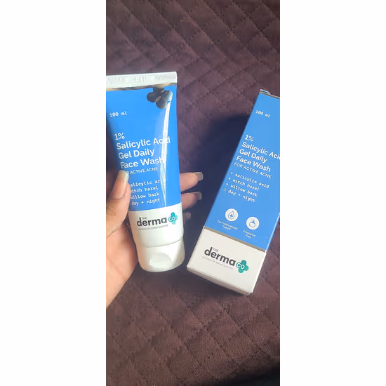 5 Reasons Derma Co Face Wash Transforms Acne-Prone Skin