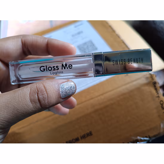1745213655505 6d7bfa64 36c6 4016 b801 225995e33305 1 Swiss Beauty Transparent Lip Gloss - 7 Best Reasons to Try