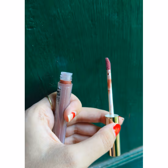 Lakme Lip Gloss is simple to apply