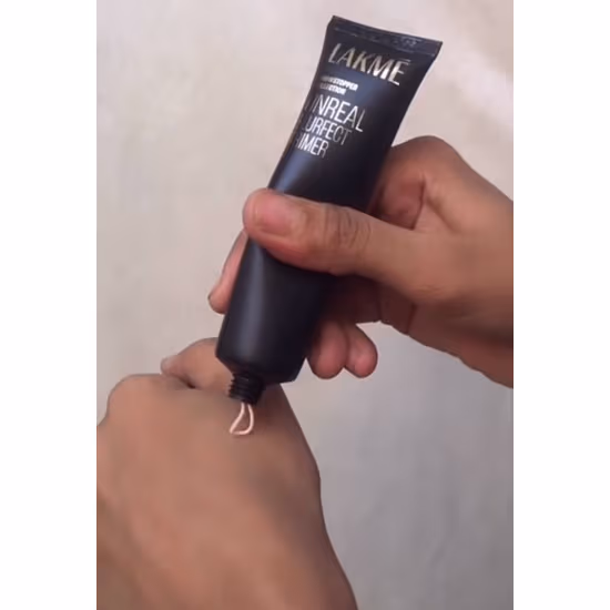 Lakme Absolute Blur Perfect Makeup Primer
