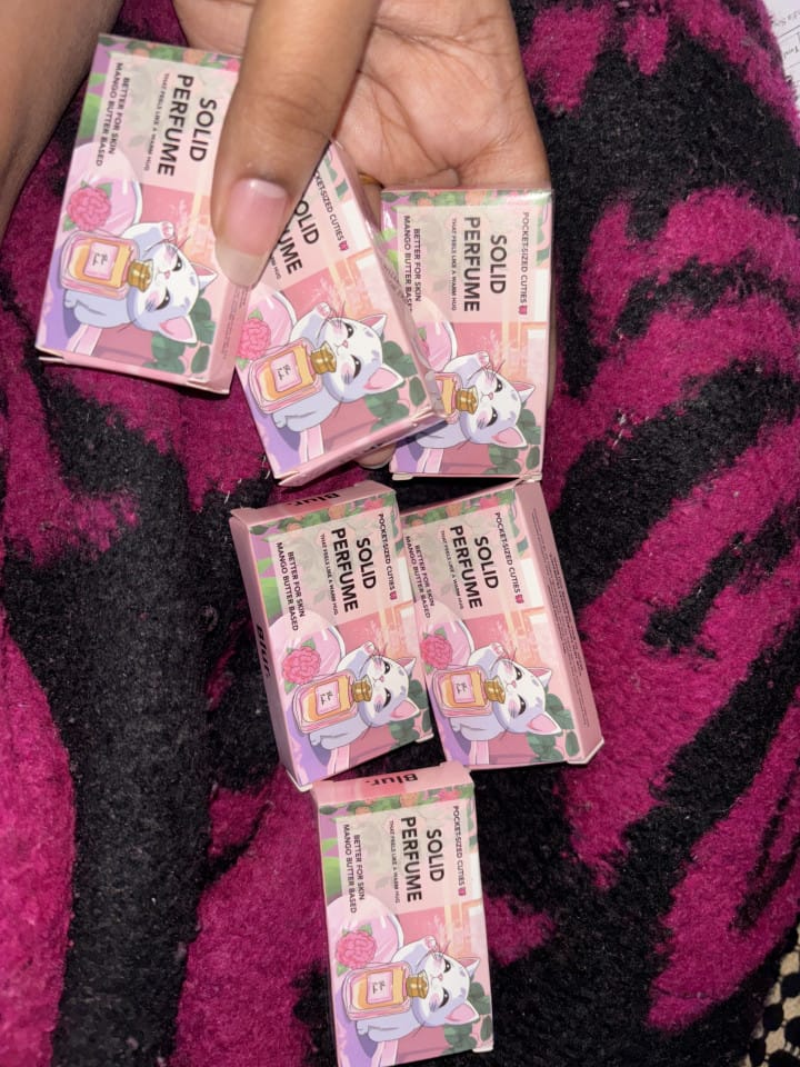 How to Use Blur Solid Perfumes