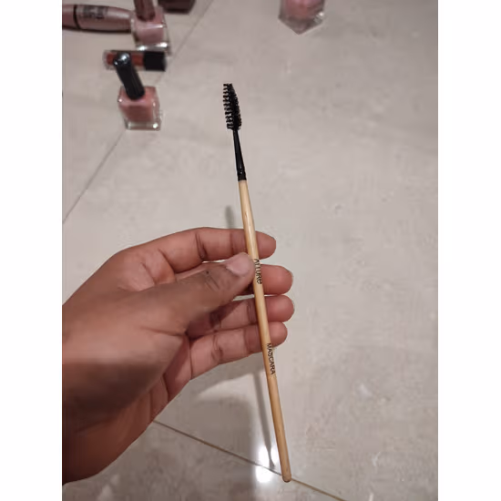 mascara brush 