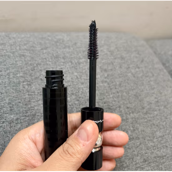 1669283523982 00d6dd4c 5b13 4caf a763 d2116a343602 1 MAC Mascara Review: Premium Quality or Overpriced?