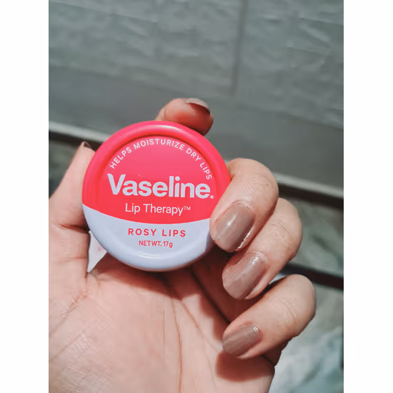 How To Use Vaseline Lip Therapy