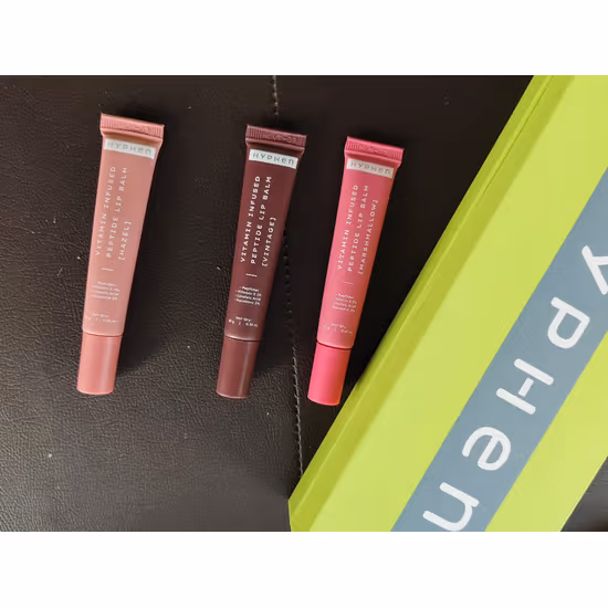 1751288807595 298caddb 15f2 458b a5fe 6f9a71280359 1 Why Hyphen Peptide Lipbalm Is Becoming a Lip Care Essential