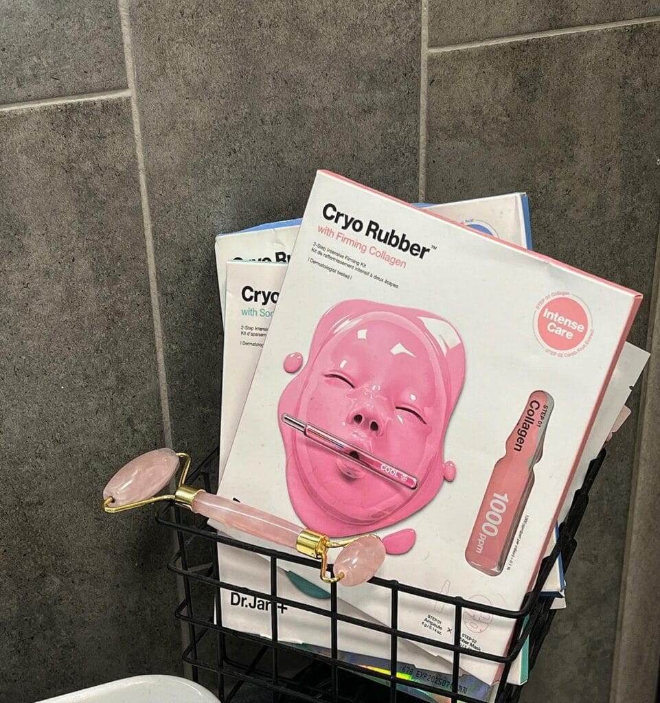 The Cryo Rubber Face Mask Uses