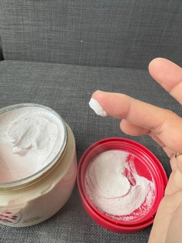Dove Body Scrub 