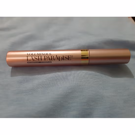 1634183462609 6117ca18 f6ff 4f0b 852d d5d0ff7fee0d 1 Best Mascara for Volume: Top Picks for Thicker, Fuller Lashes