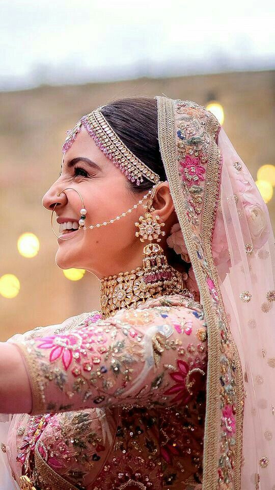 Anushka Sharma Wedding Lehenga Anushka Sharma Wedding Lehenga: A Bridal Fashion Revolution of 2017