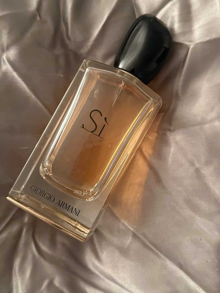 How to Wear Armani Perfumes Well