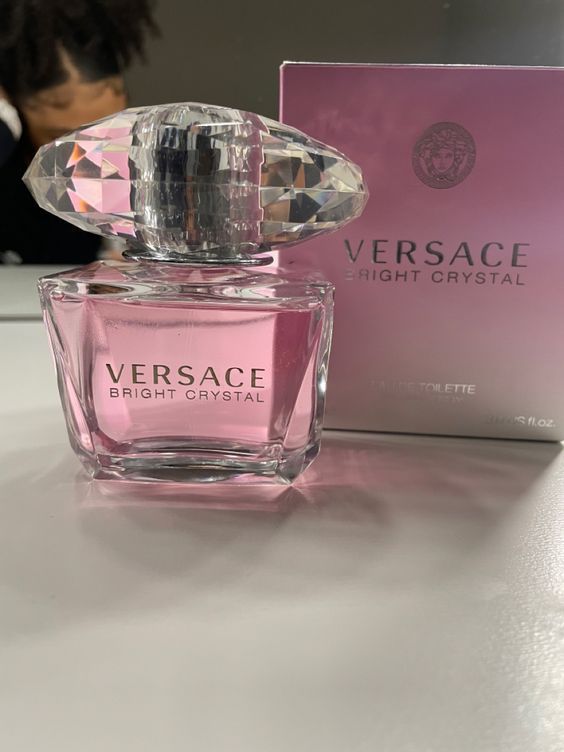 Tips to Make Your Floral Perfumes Last Longer