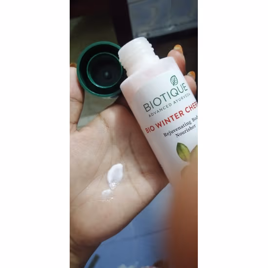 How to Use Biotique Winter Cherry Body Lotion Effectively